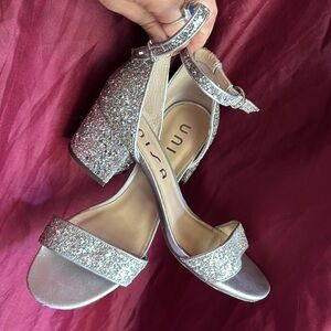 Unisa Size 8 silver glitter  👠 heels  nice